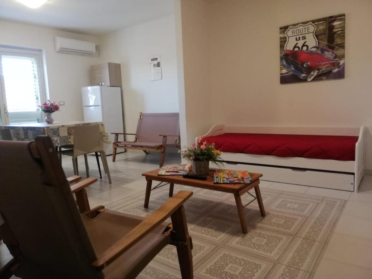 Il Laureato Apartment เรจโจ ดี คาลาเบีย ภายนอก รูปภาพ