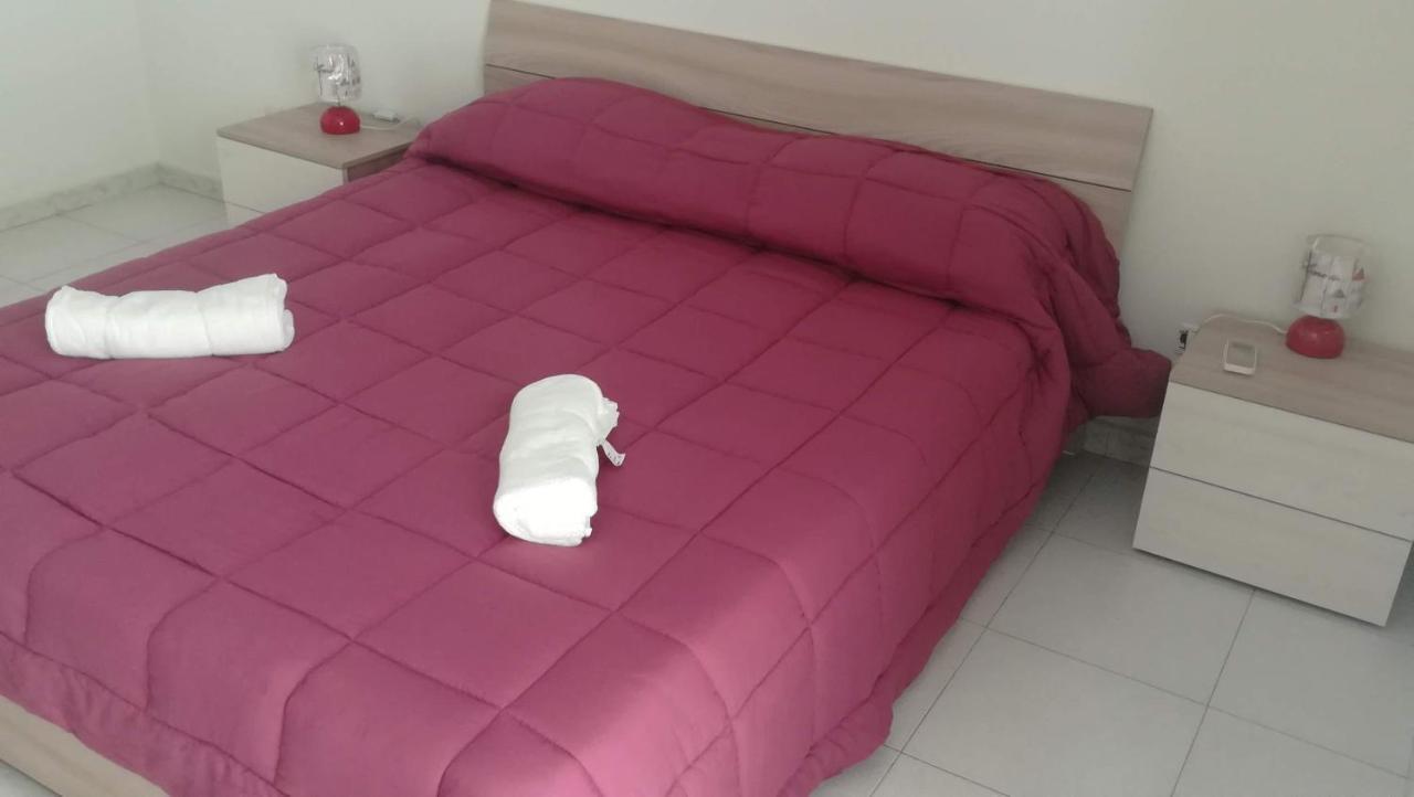Il Laureato Apartment เรจโจ ดี คาลาเบีย ภายนอก รูปภาพ