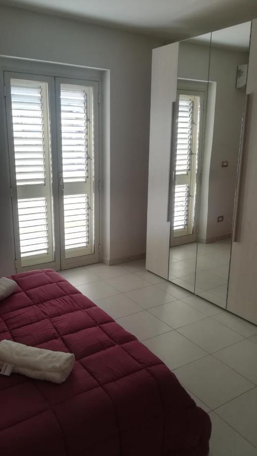 Il Laureato Apartment เรจโจ ดี คาลาเบีย ภายนอก รูปภาพ